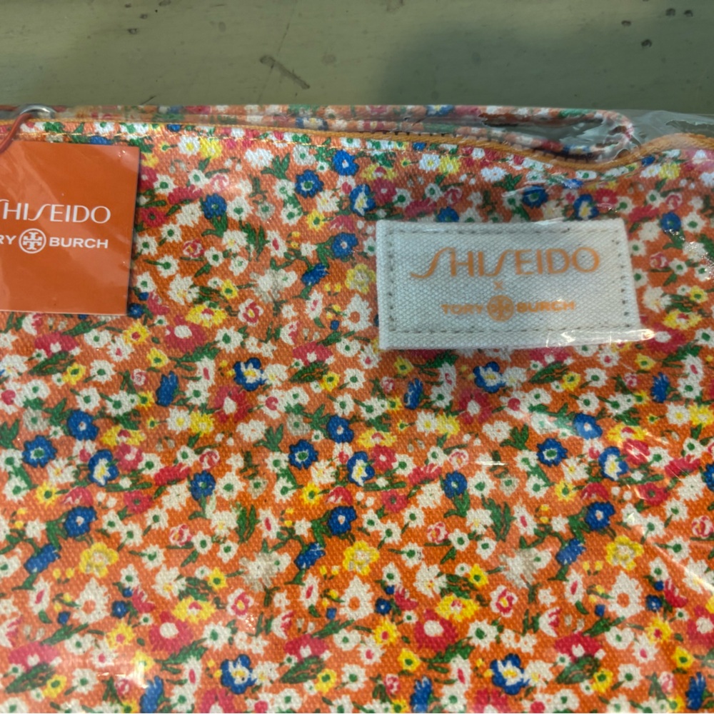 Shiseido x Tory Burch Floral Pouch